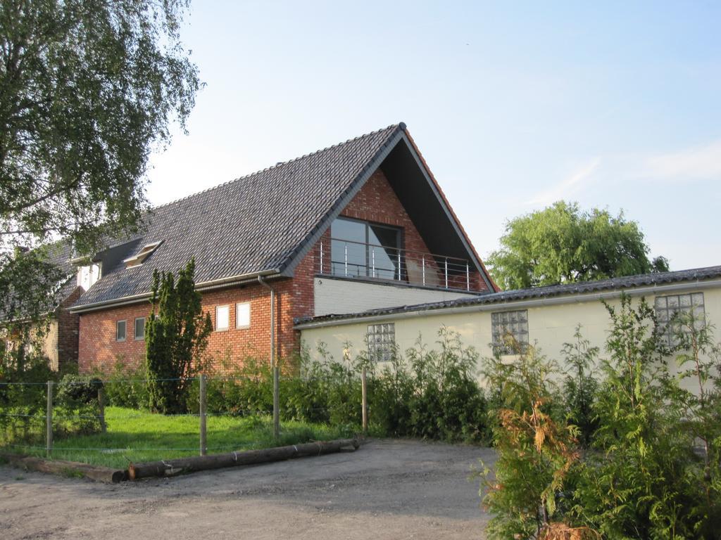 B&B Herberg Boerenhol De Mote Bvba Poperinge Exterior foto